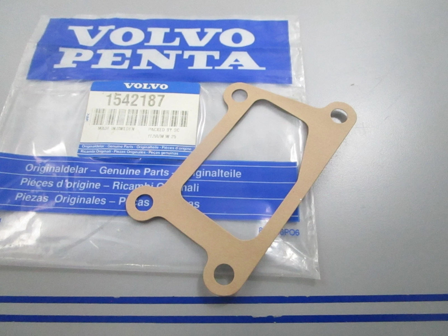 Volvo Penta NEW OEM GASKET 1542187